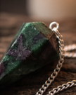Pendolo in Zoisite Rubino