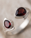 Anello Eleganza in Granato