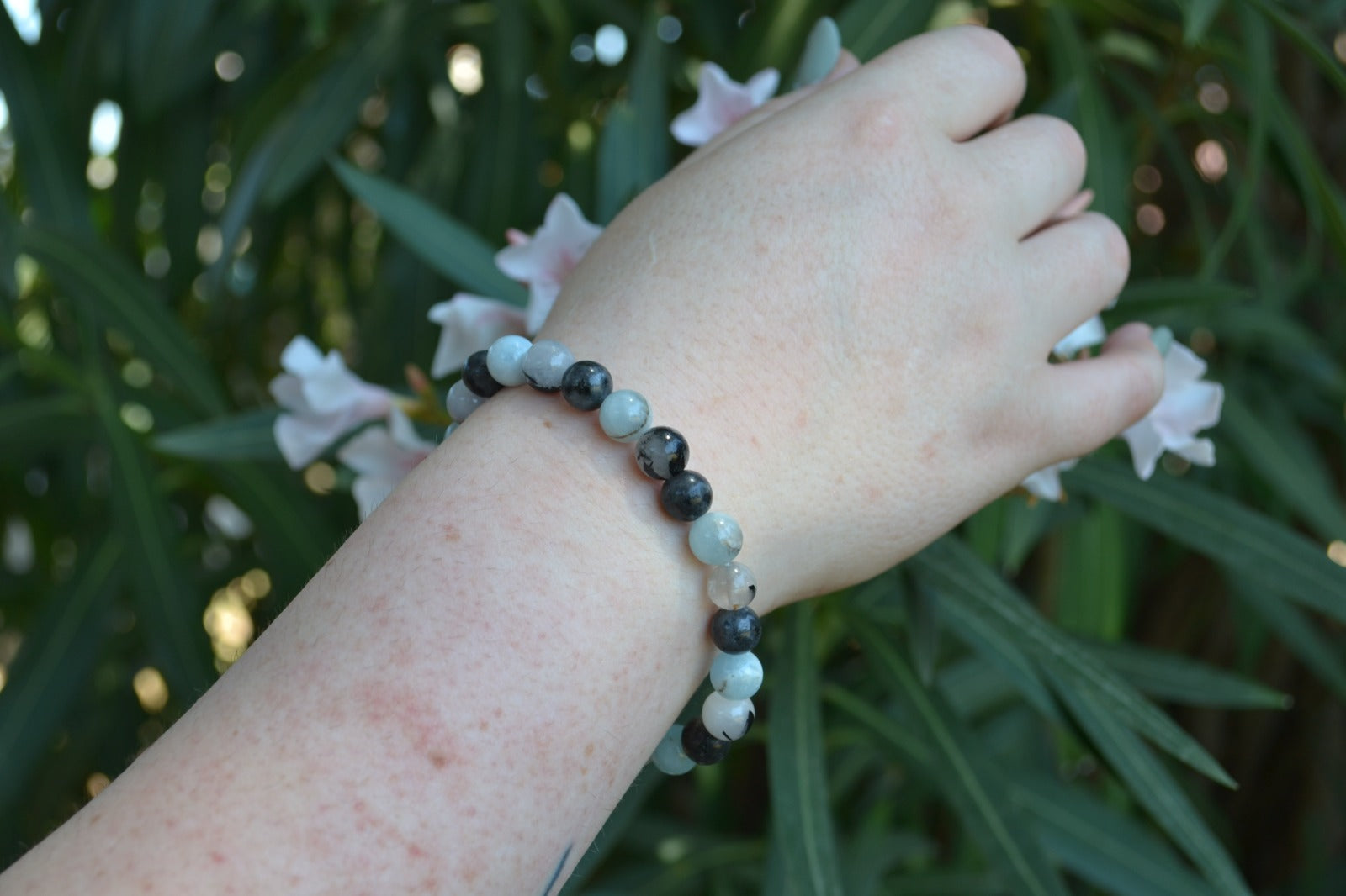 Bracciale Trio Quarzo Tormalinato, Larvikite, Celestina ( Taglia uomo ) 8 millimetri