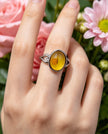 Anello con Ambra